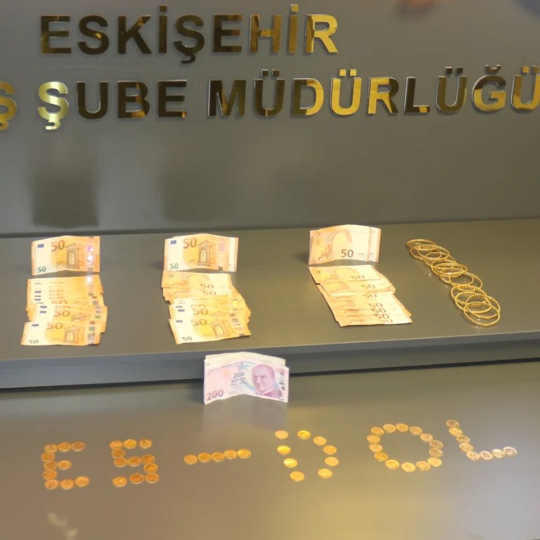 Sahte polislerin 5 milyonluk oyunu bozuldu!