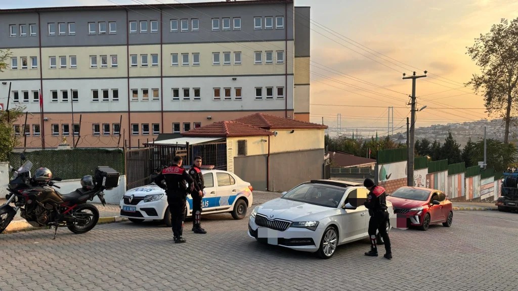 Dilovası’nda okullar ve çevreleri denetlendi