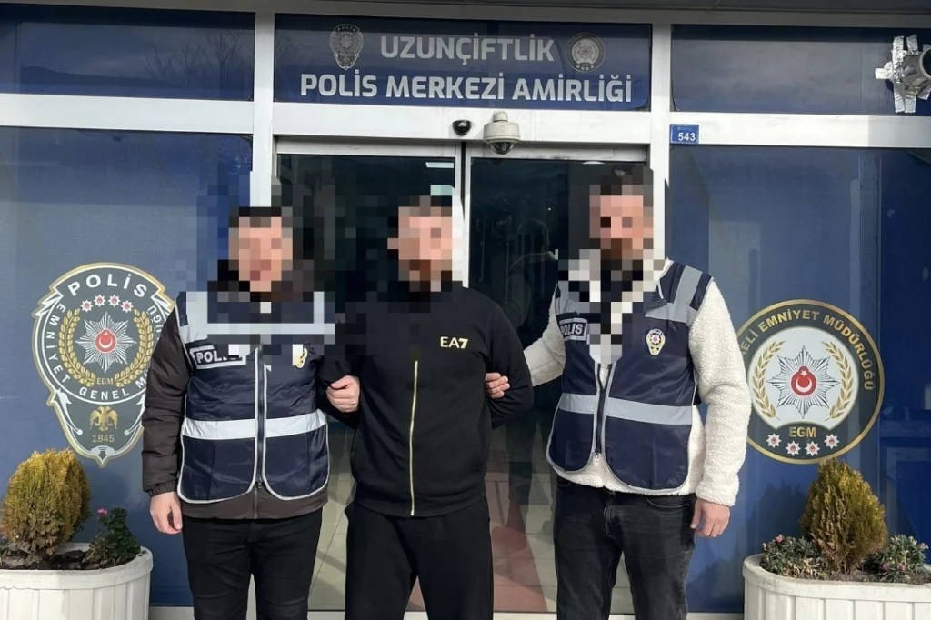 Kartepe’de operasyon: 22 yıl hapis cezası olan firari yakalandı!