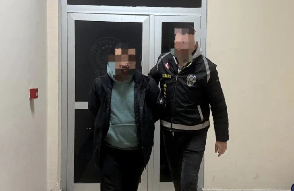 İzmit’te Bilişim Dolandırıcılığı Zanlısı Yakalandı!