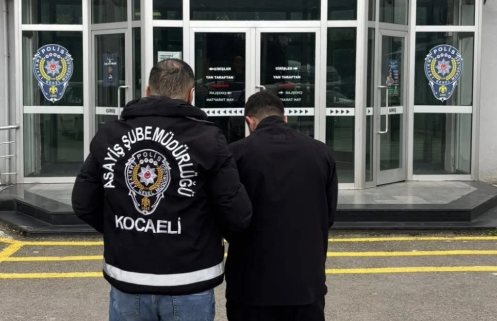Kocaeli’de uyuşturucu kaçakçısı yakalandı!
