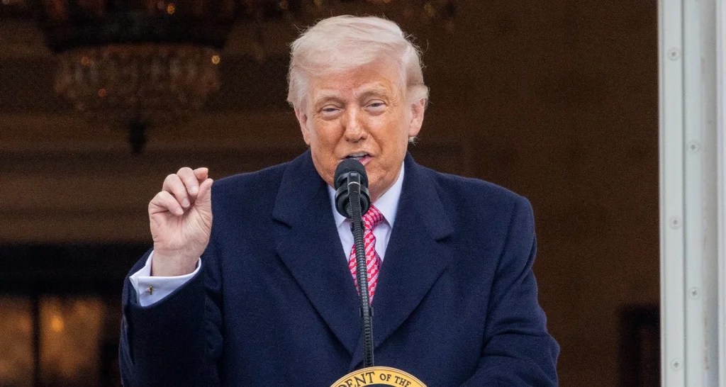 Trump: NATO her zaman kağıttan kaplandı
