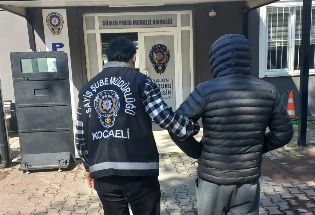 21 yıl hapisli firari Kocaeli’de yakalandı!