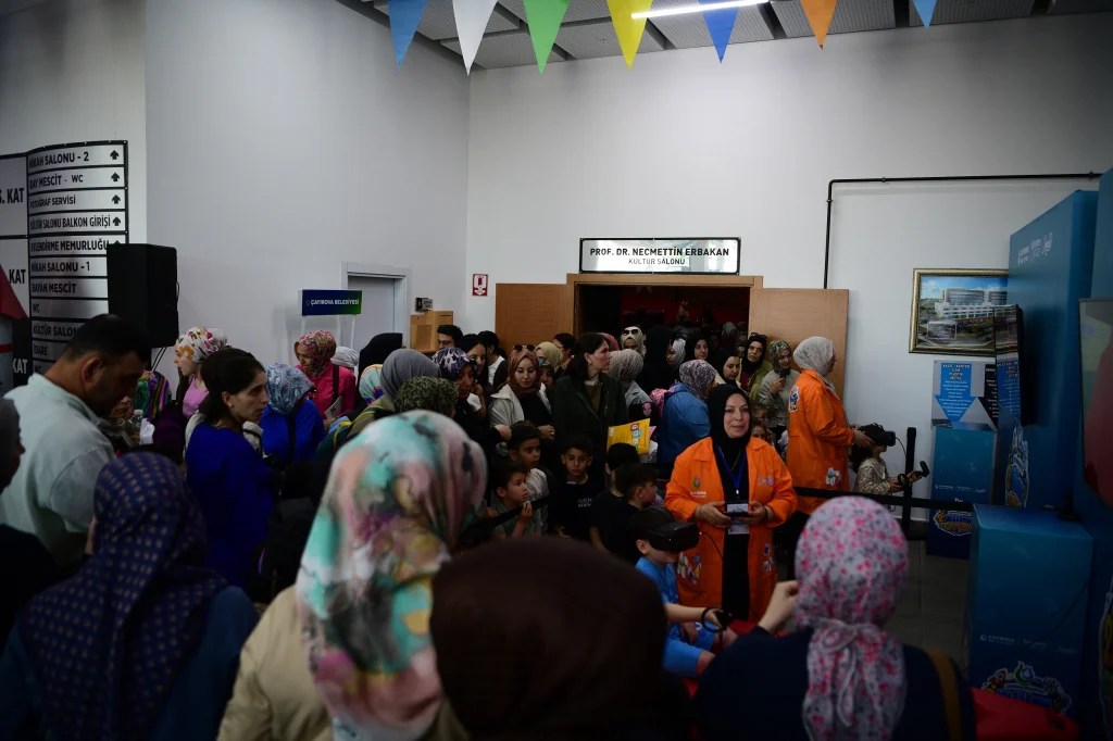 Çayırovalılar Bilim Şenliği’nden memnun