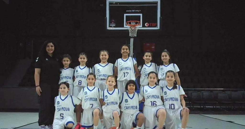 Çayırova’nın minik pota yıldızları şampiyon oldu