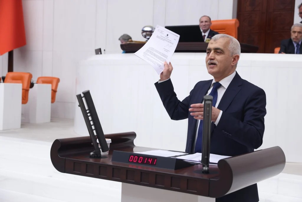Çocuk sağlığına kurşun ve pestisit tehdidi