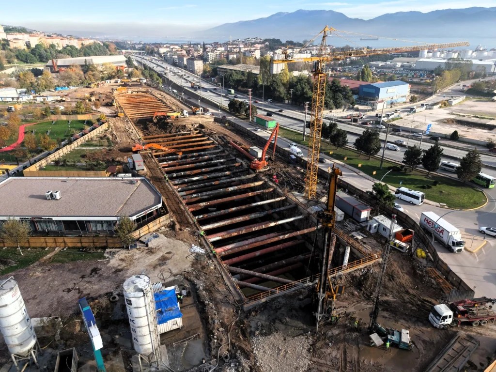 Körfezray’da tünel kazıları tam kapasite
