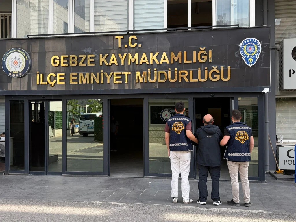 6 yıllık firari İstanbul’da yakalandı!
