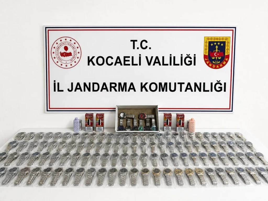Dilovası’nda 4.5 milyon TL’lik kaçak saat ele geçirildi!