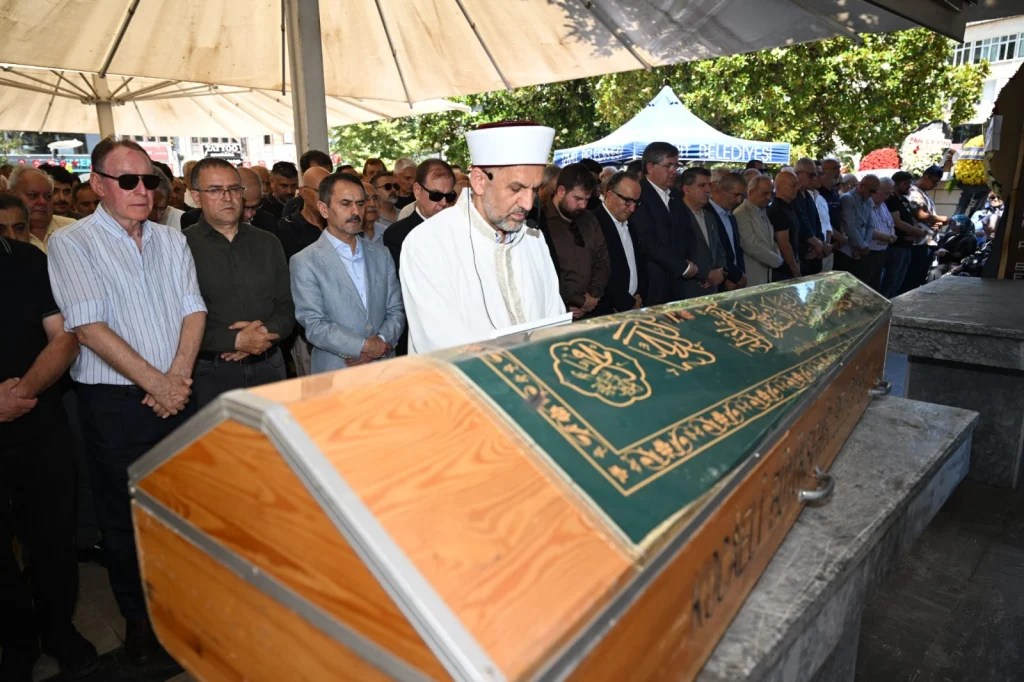 Hayrettin Ulusoy son yolculuğuna uğurlandı