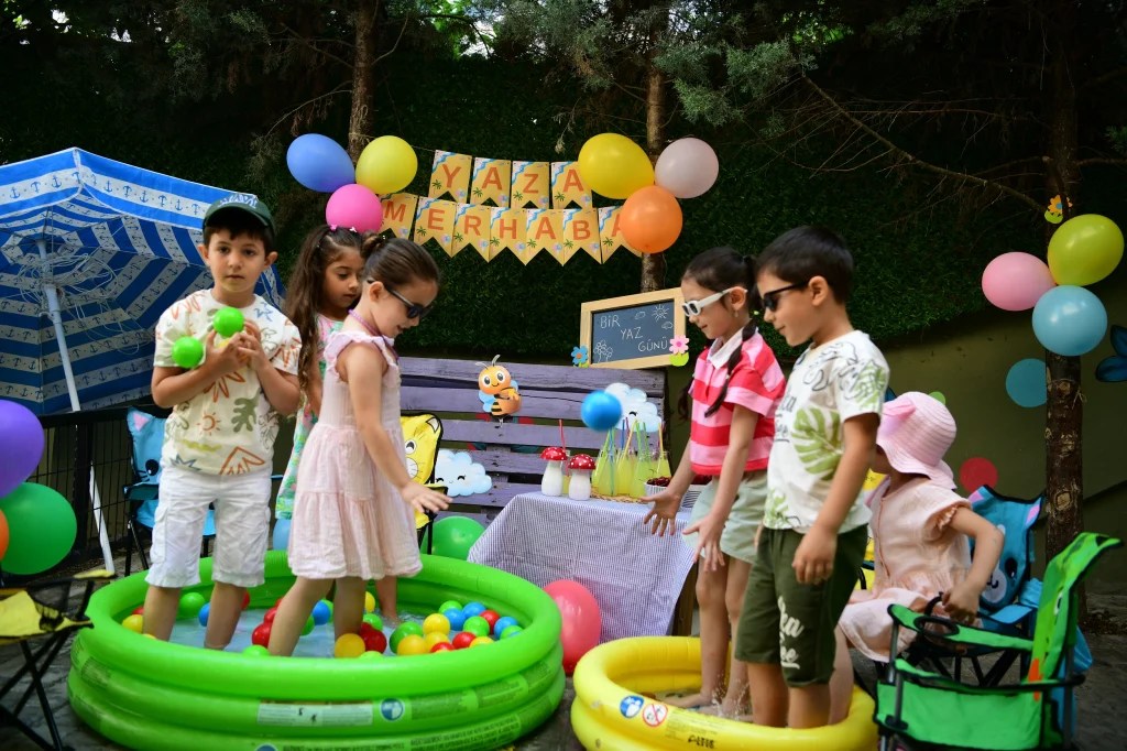 Çayırova’da minikler ‘Yaza Merhaba’ dedi
