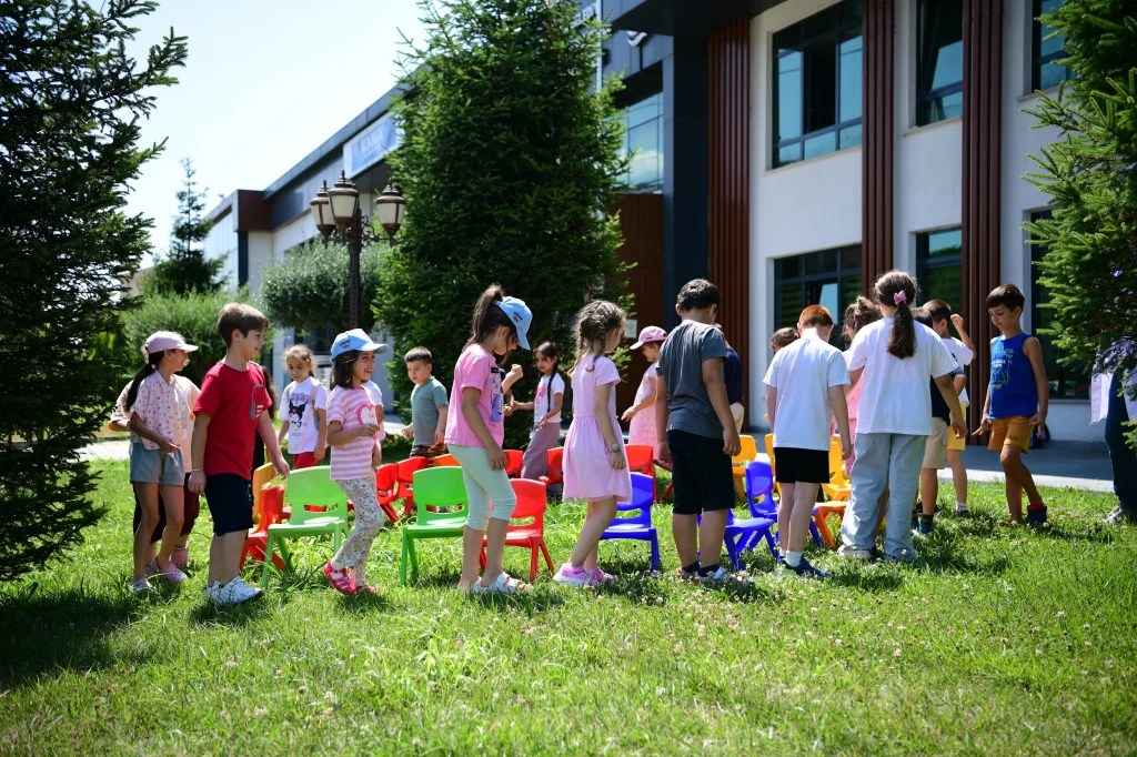 Bilgi Evleri'nde yaz kursları renkli geçiyor