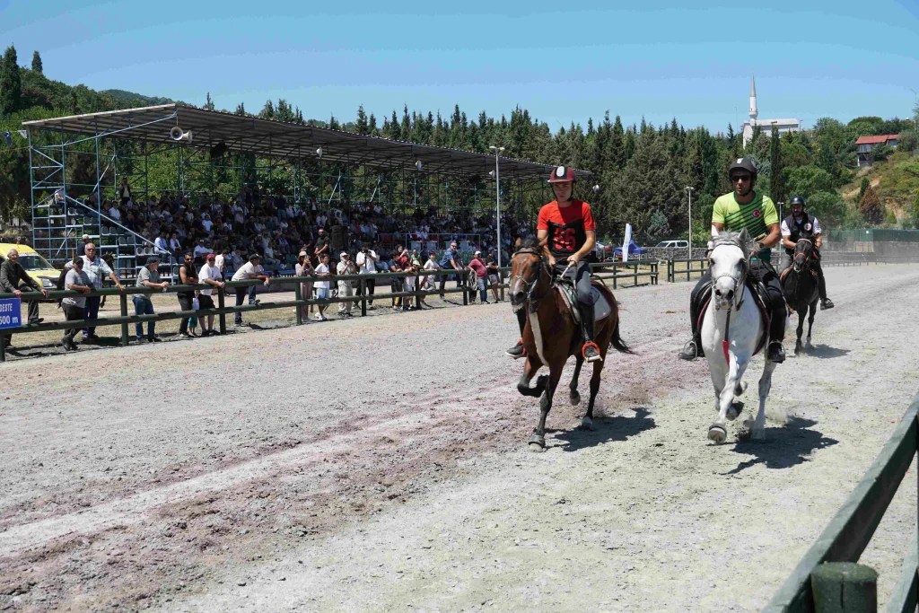 Değirmendere'de Rahvan At Yarışları Nefes Kesti - 3. görsel