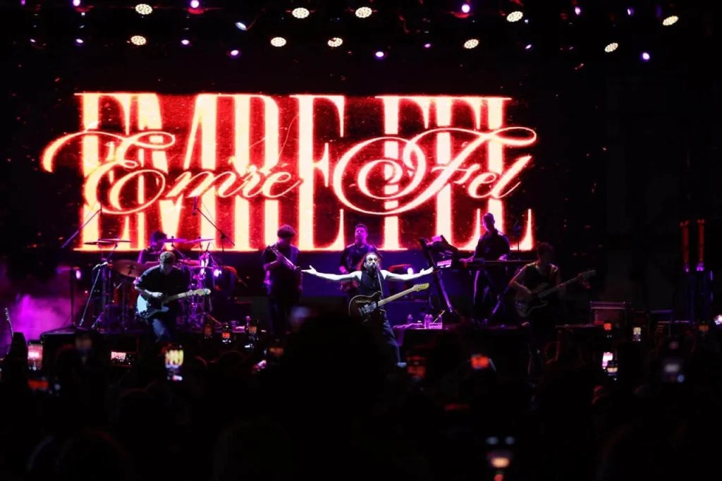 Altın Kiraz Festivali Emre Fel konseriyle sona erdi