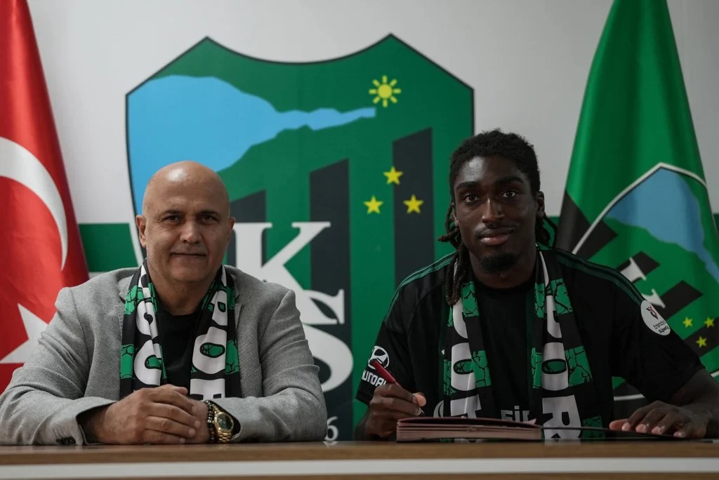 Kocaelispor’a Fransız savunmacı!