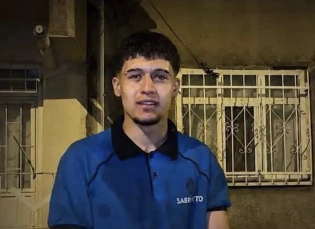 Otomobil takla attı: 17 yaşındaki genç yaşamını yitirdi!