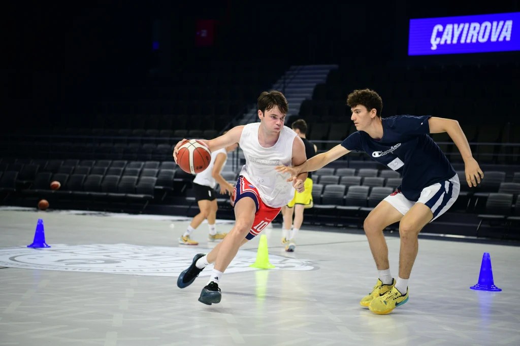Çayırova'da basketbolcu adayları ter döktü! - 2. görsel