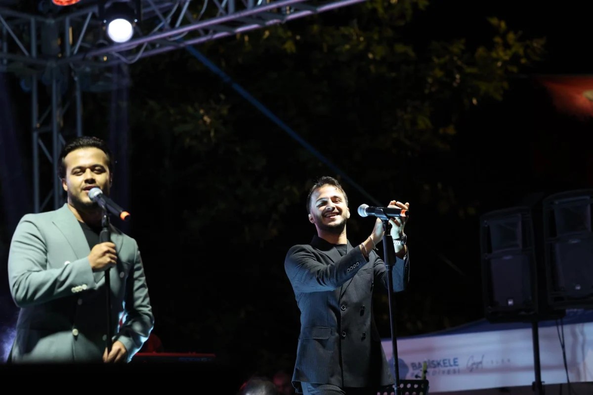 Başiskele Sahili'nde Zafer Bayramı konseri