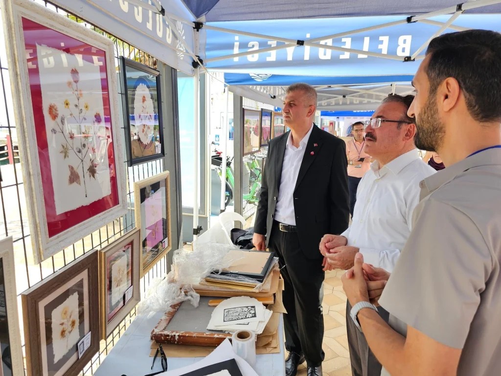 Gölcük Belediyesi Geleneksel El Sanatları Festivali Başladı