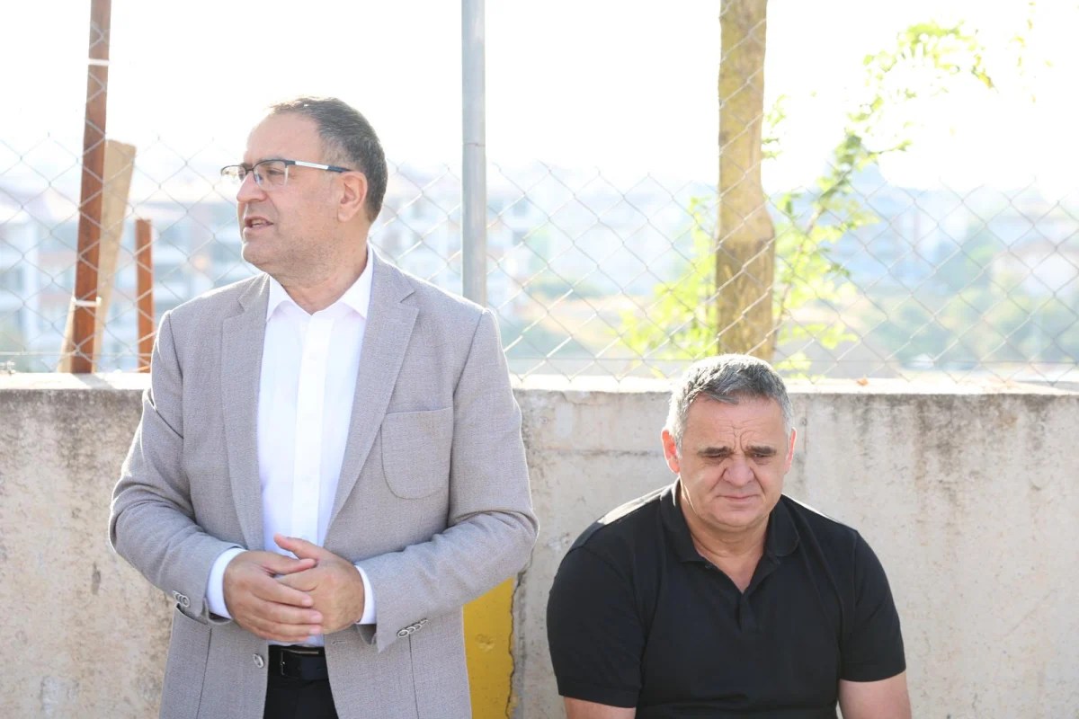 Başkan Gökçe saha ekibiyle buluştu