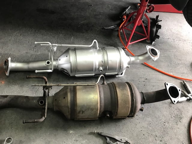 ハイエース修理｜P2002 DPF/DPNR異常 触媒交換 - 福岡のハイエース専門