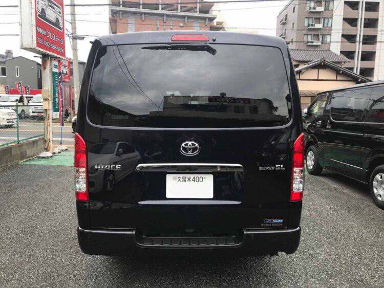 ハイエース専門店｜新車（7型）スパークリングブラックパール
