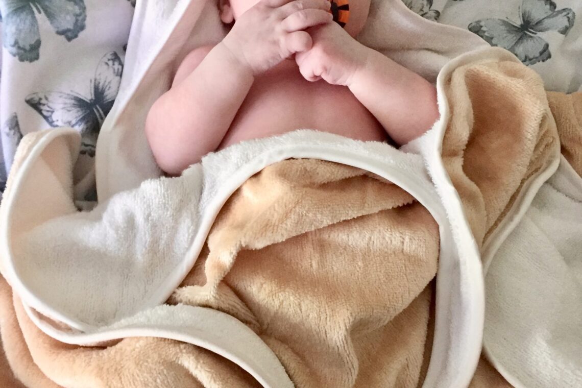 Cuddledry – Tear Free Bath Times