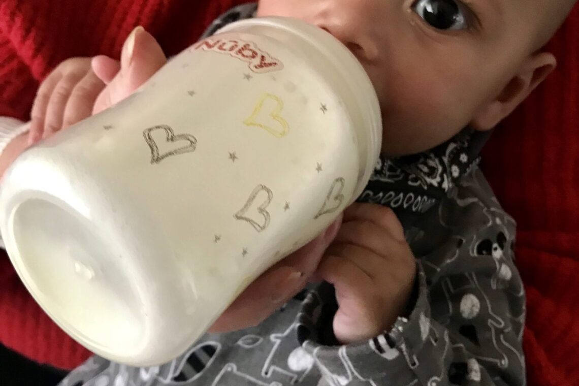 Nuby Natural Touch Feeding Bottles – 100% Recommended