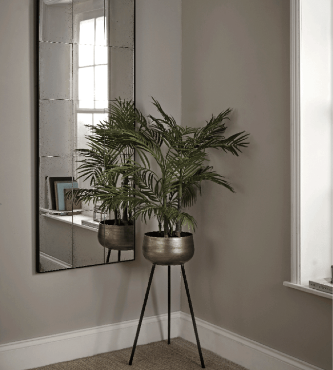 6 Stylish Ways to Decorate Empty Corners