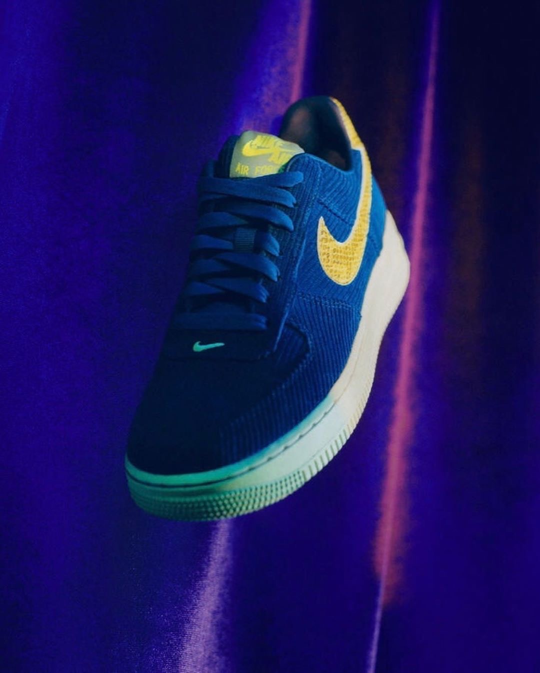 olivia kim air force 1 betty boop