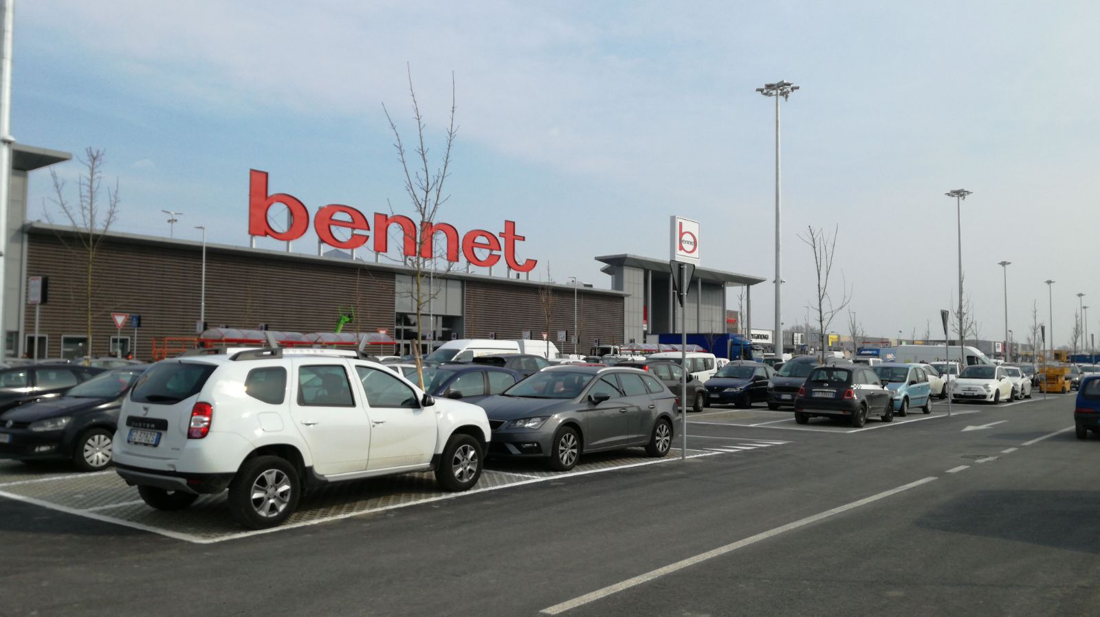 Licenziamenti Al Bennet, Il Confronto Con I Sindacati - Prima Chivasso 898_x_1600_jpg