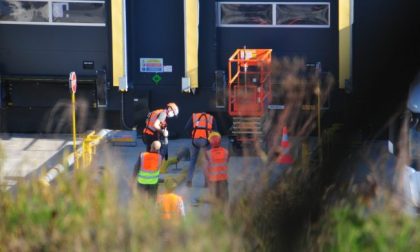 Colpi Di Pistola Contro Il Polo Logistico Amazon A Torrazza Piemonte - Prima Novara 252_x_420_jpg