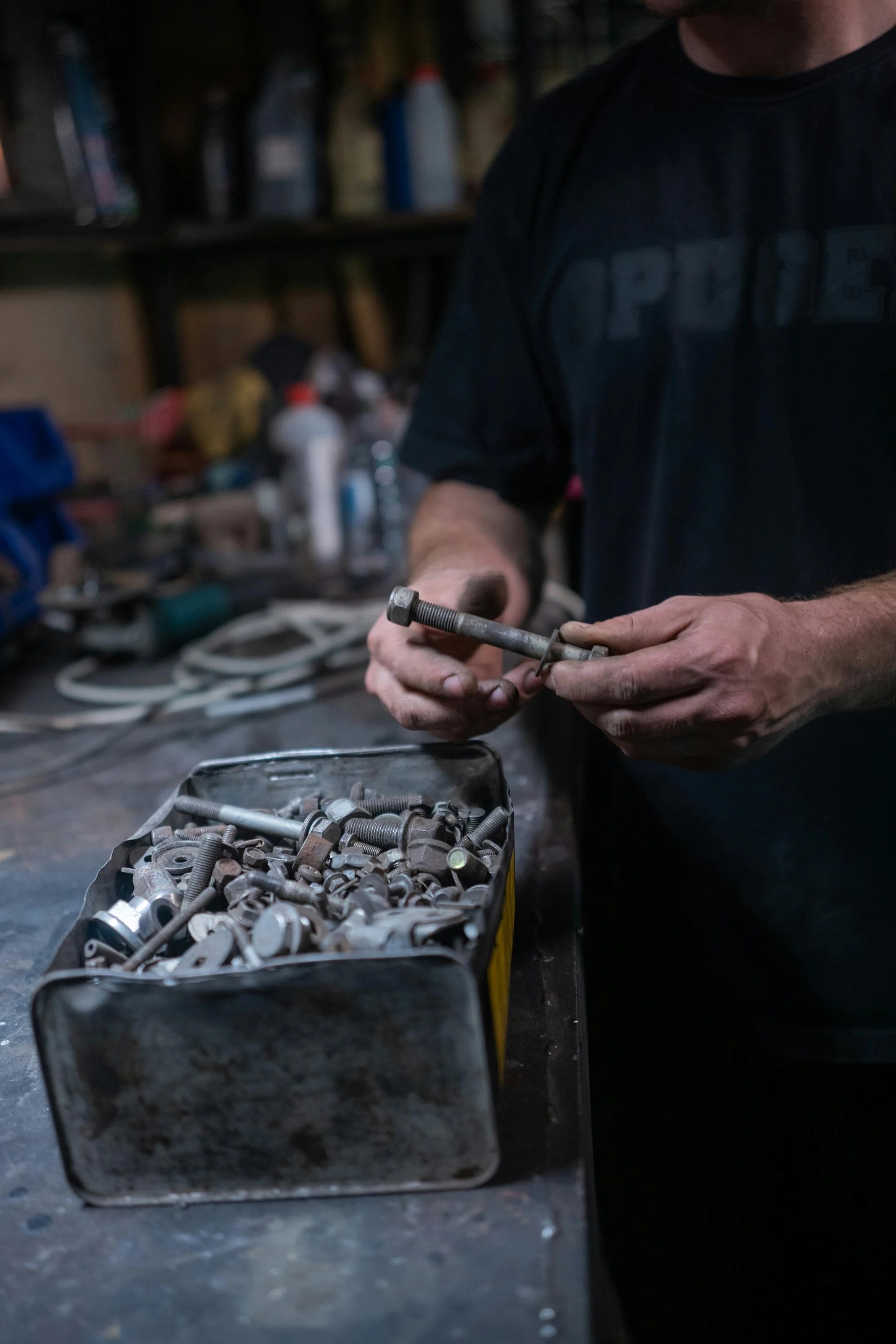 Services Artisan Handyman Services - Minimal Background Collection - Retina Quality