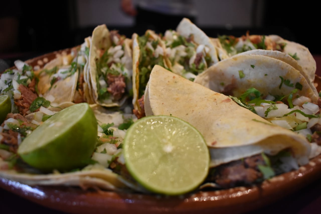 Ricos tacos arriban a Villas del Pedregal Primera Plana MX