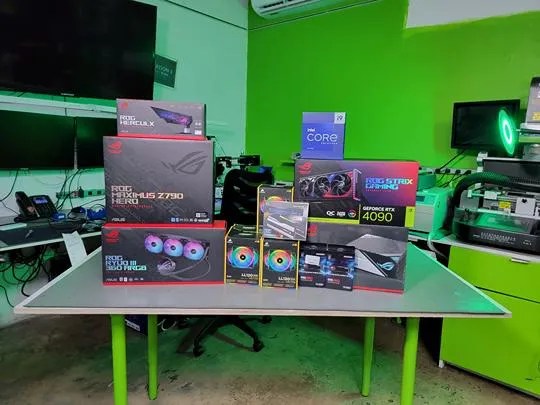 Gaming PC Repairs Near Me In Miami Computer Repair Experts ROG PC PARTS 1.webp