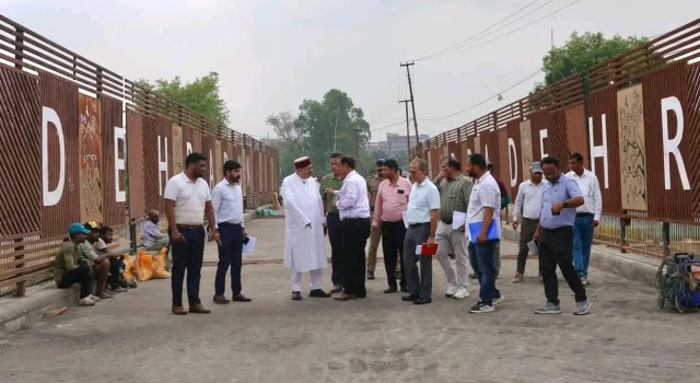 टौंस नदी पर बने पुल के एप्रोच मार्ग धंसने का लोनिवि मंत्री ने लिया संज्ञान File Photo