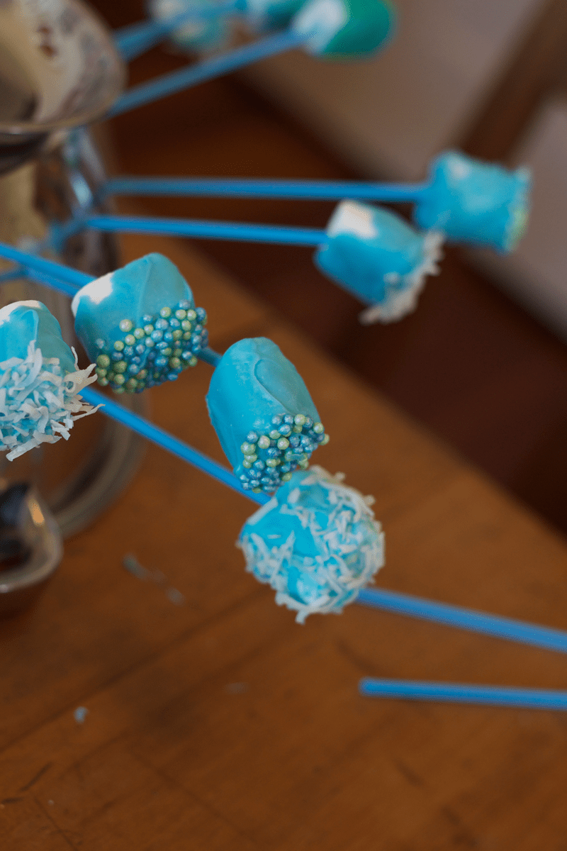 This is an image of Mallowpops.