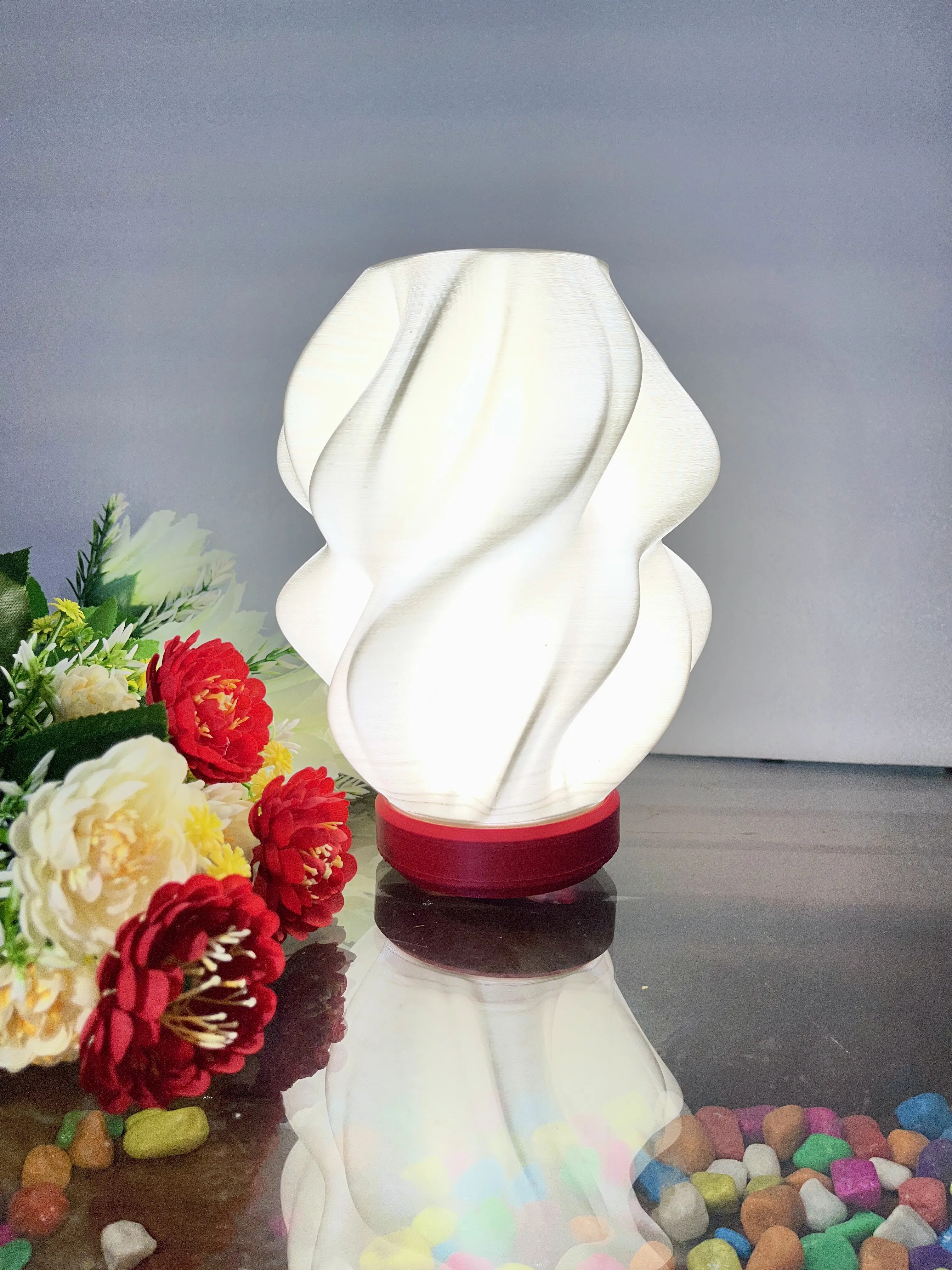 Spiral ambient lamp