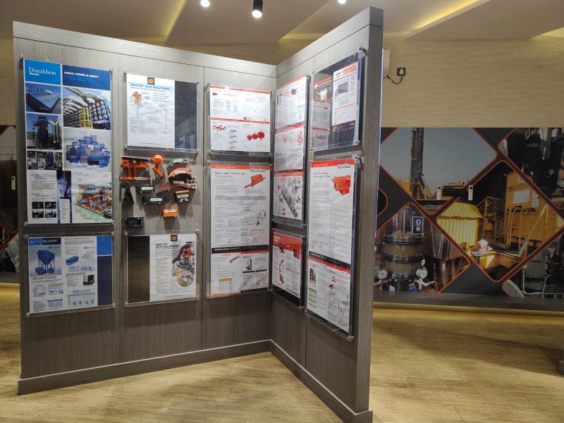 Contact Us Proaid - Modern Ocean Illustration - Retina