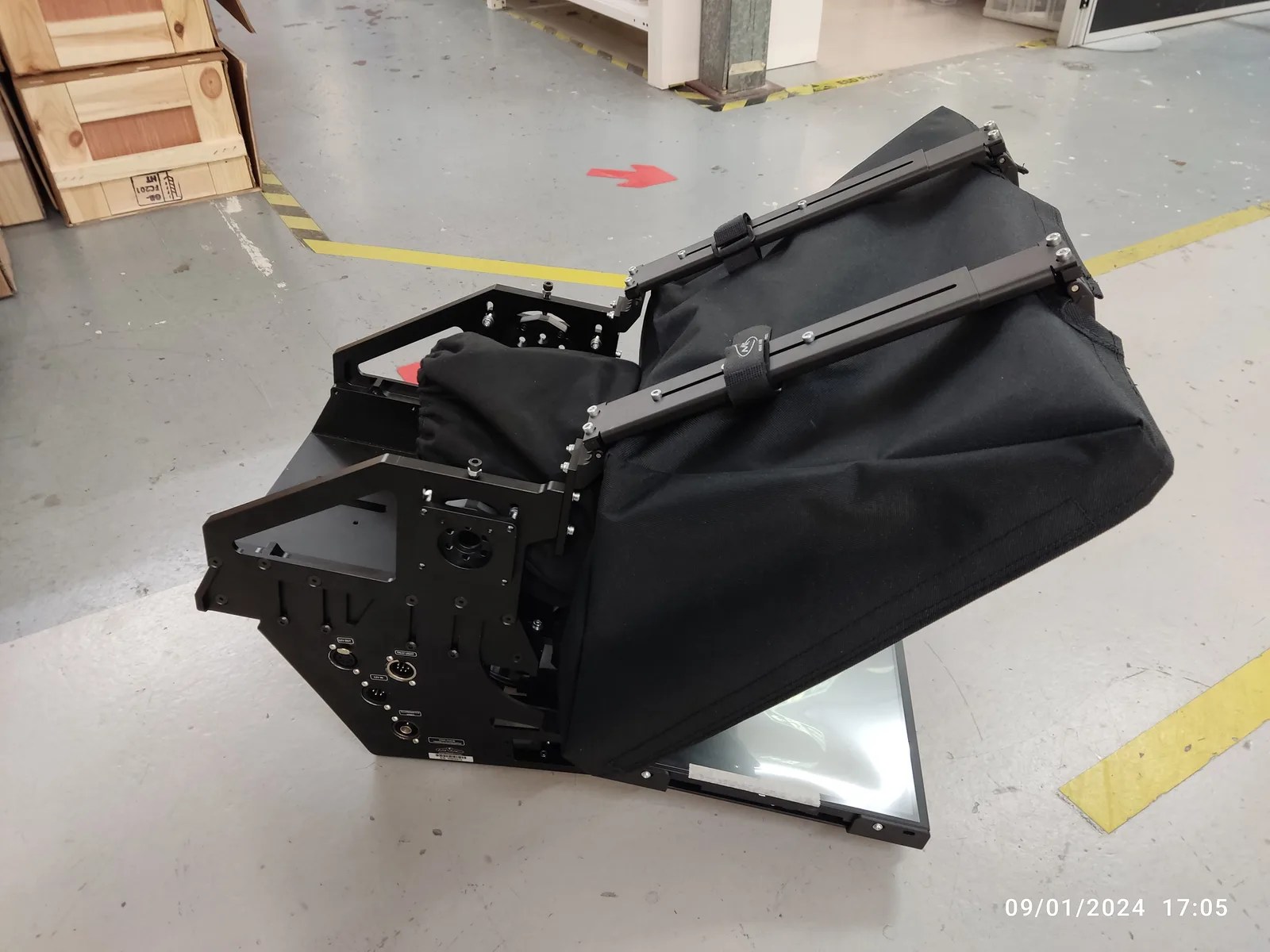 Teleprompter cover — photograph 24