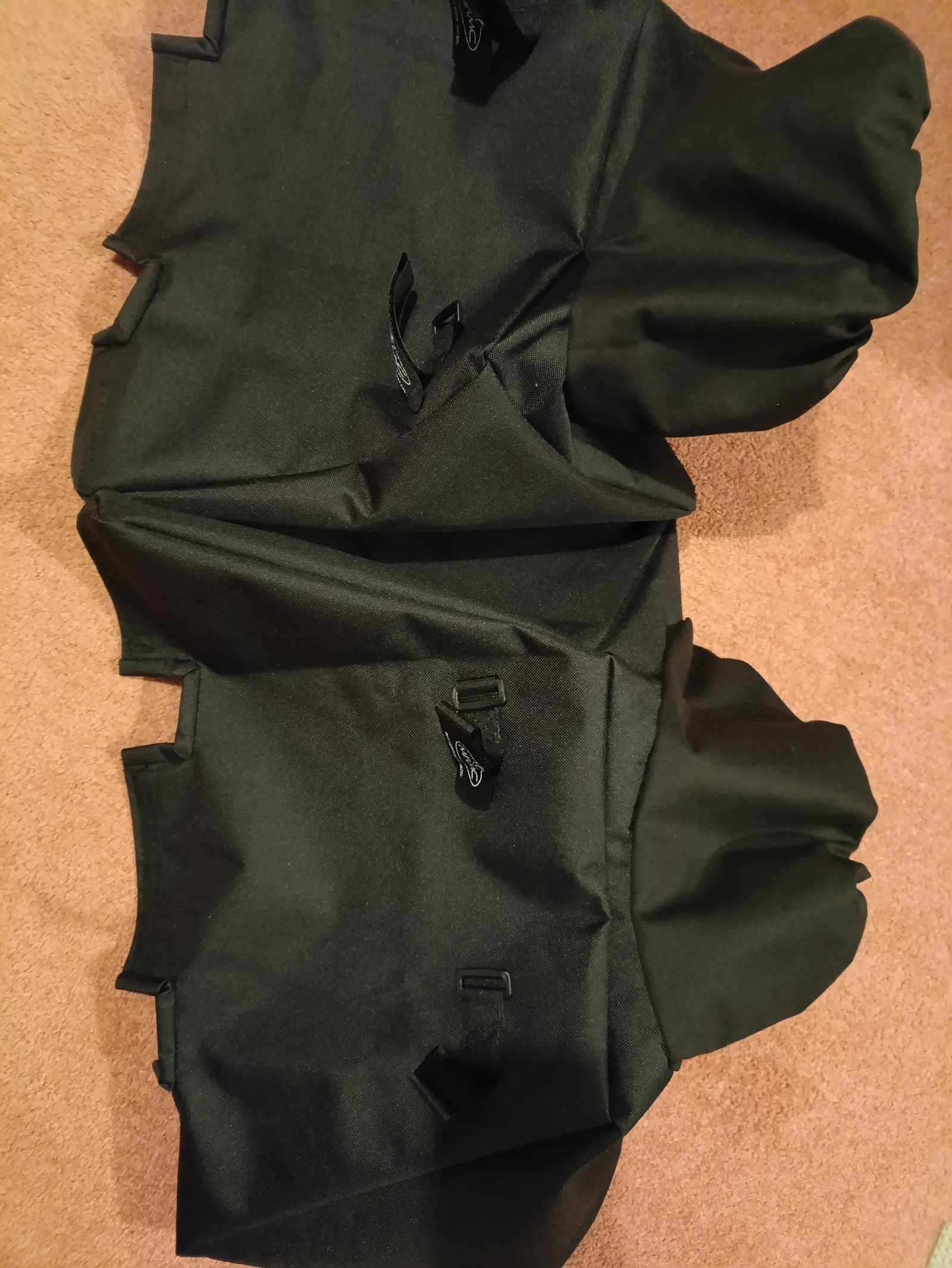 Bespoke protective cover — photograph 26