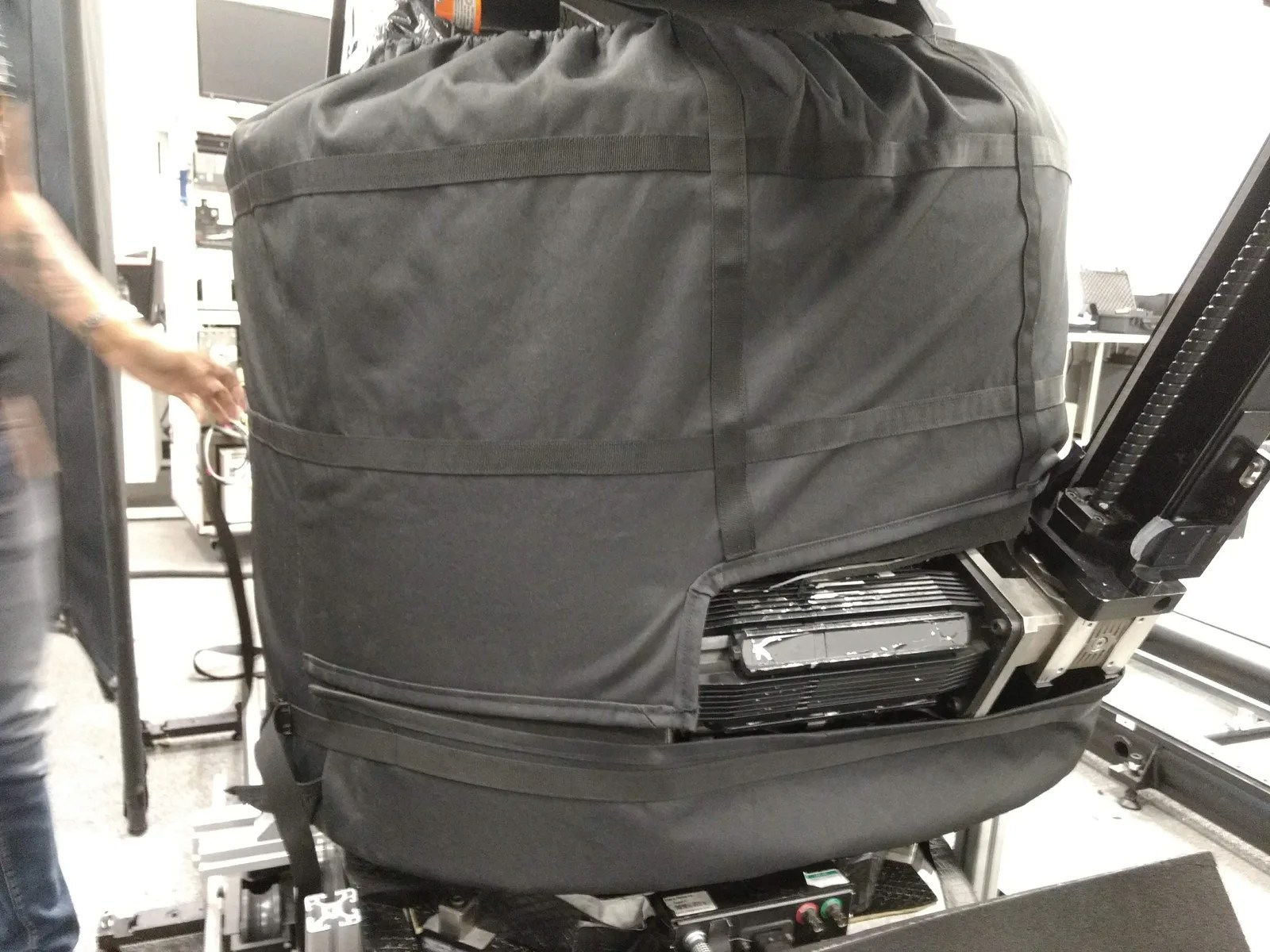Talos cover and fitting details — photograph 49