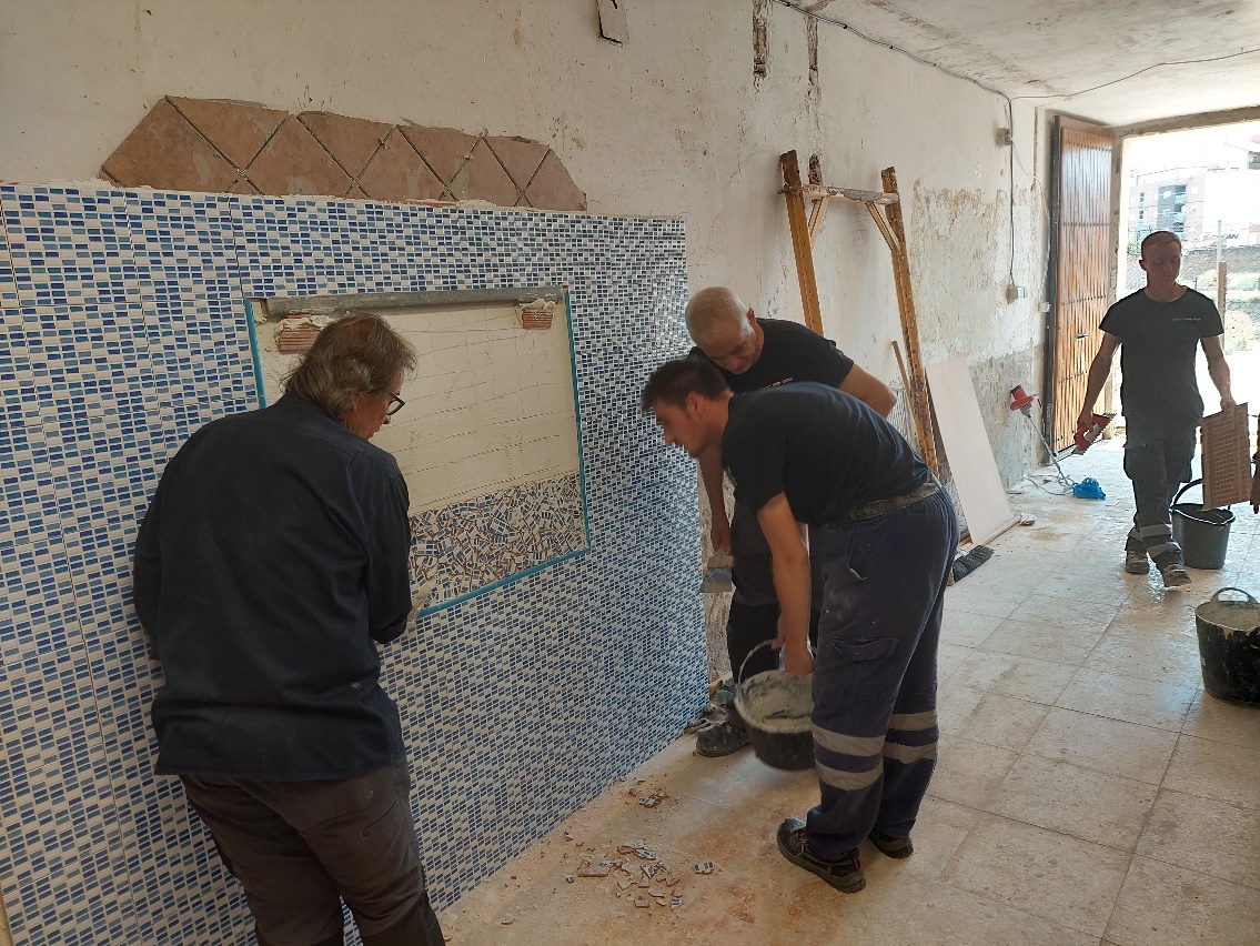 Prácticas de alicatado