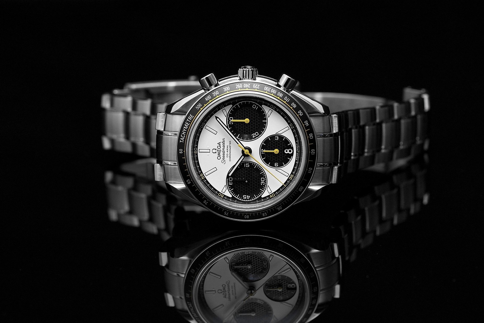 REVIEW: Omega Speedmaster Racing with 