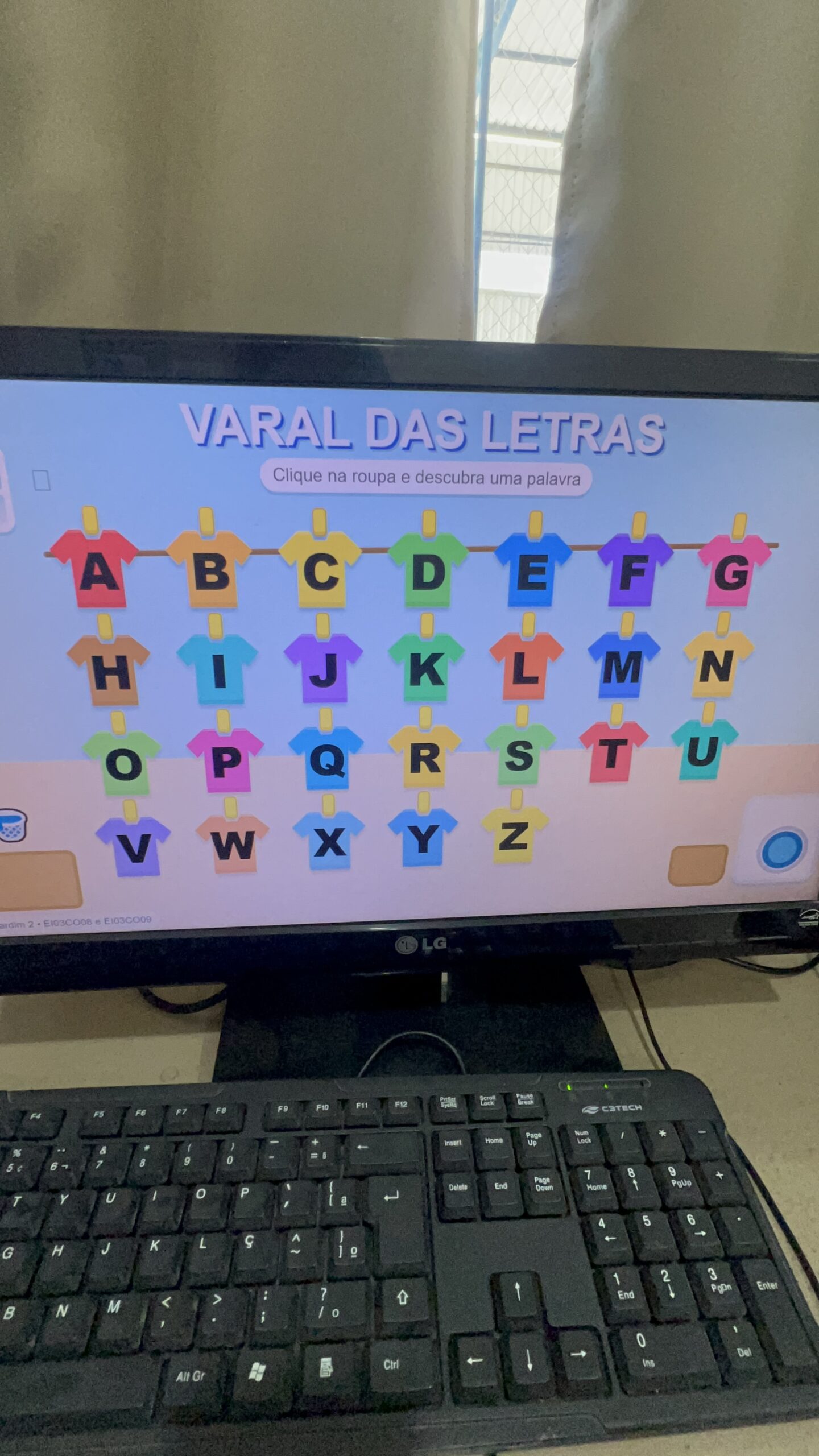 Read more about the article VARAL DAS LETRAS: LAVANDERIA DAS PALAVRAS: JOGO DIGITAL PARA APRENDER BRINCANDO