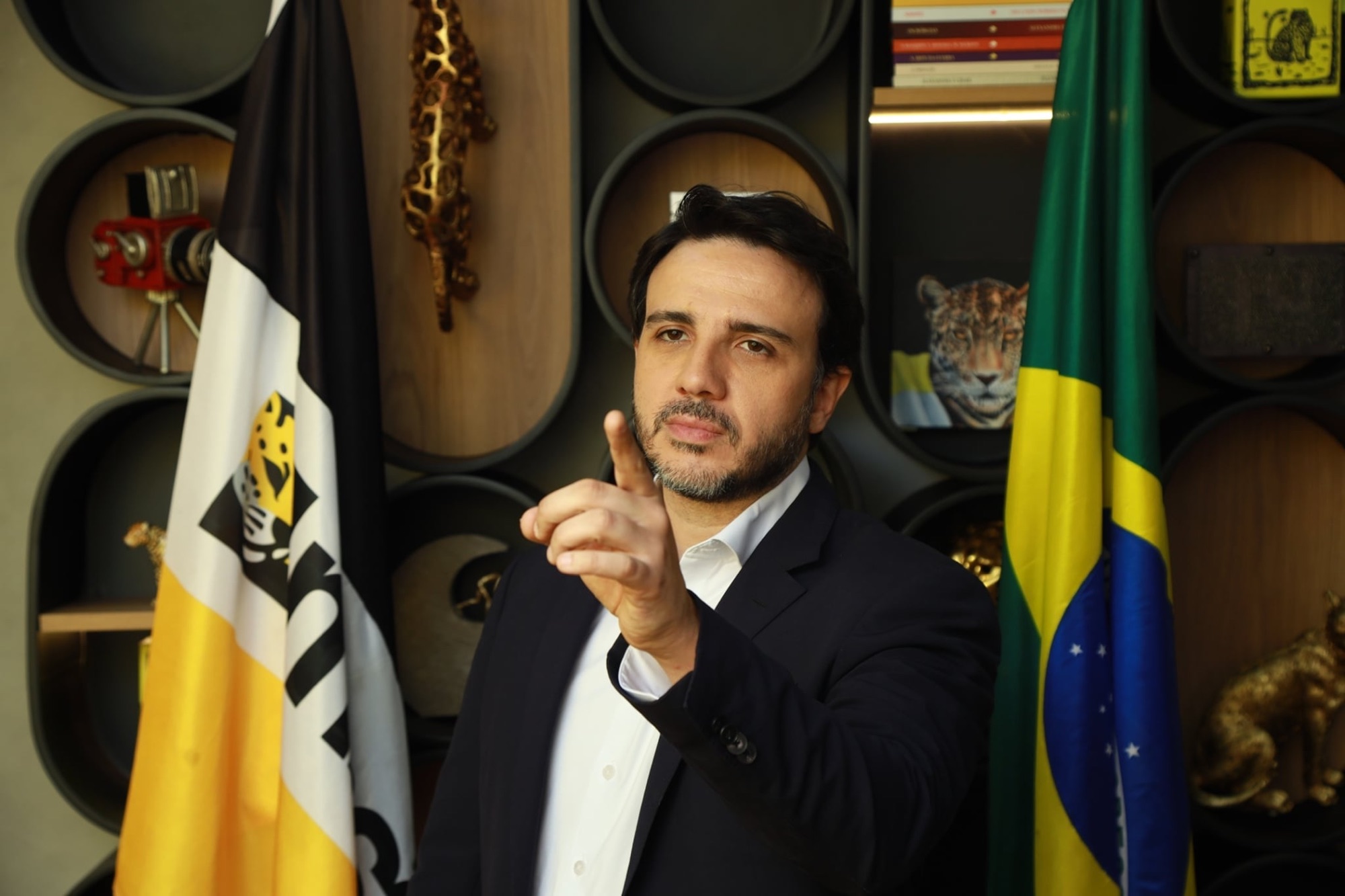 Renan Santos é o primeiro candidato à Presidência oficializado em convenção em 2026