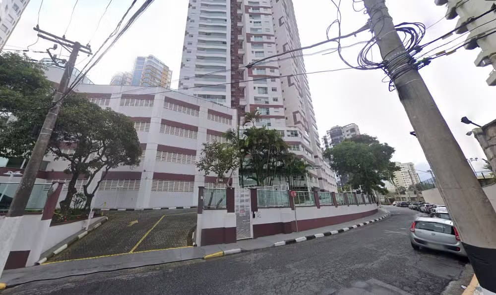 Médico é preso suspeito de atear fogo na esposa em condomínio de luxo de Mogi