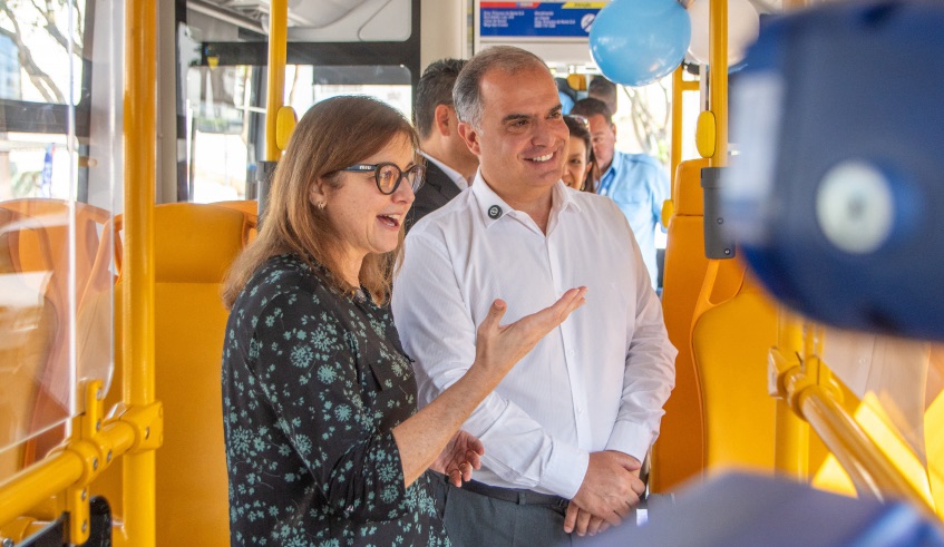 Mara Bertaiolli apresenta primeiro ônibus elétrico e com zero emissão de poluentes de Mogi das Cruzes