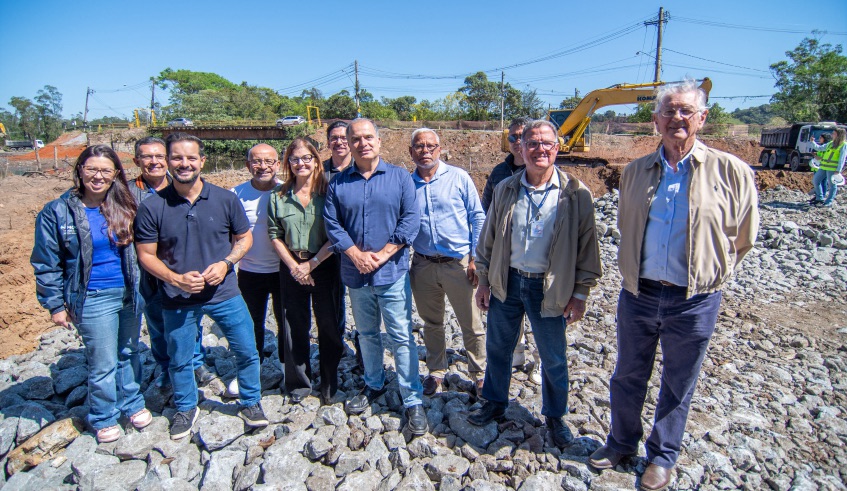 Prefeita Mara Bertaiolli realiza vistoria técnica e acompanha início das obras da Nova Ponte da Volta Fria