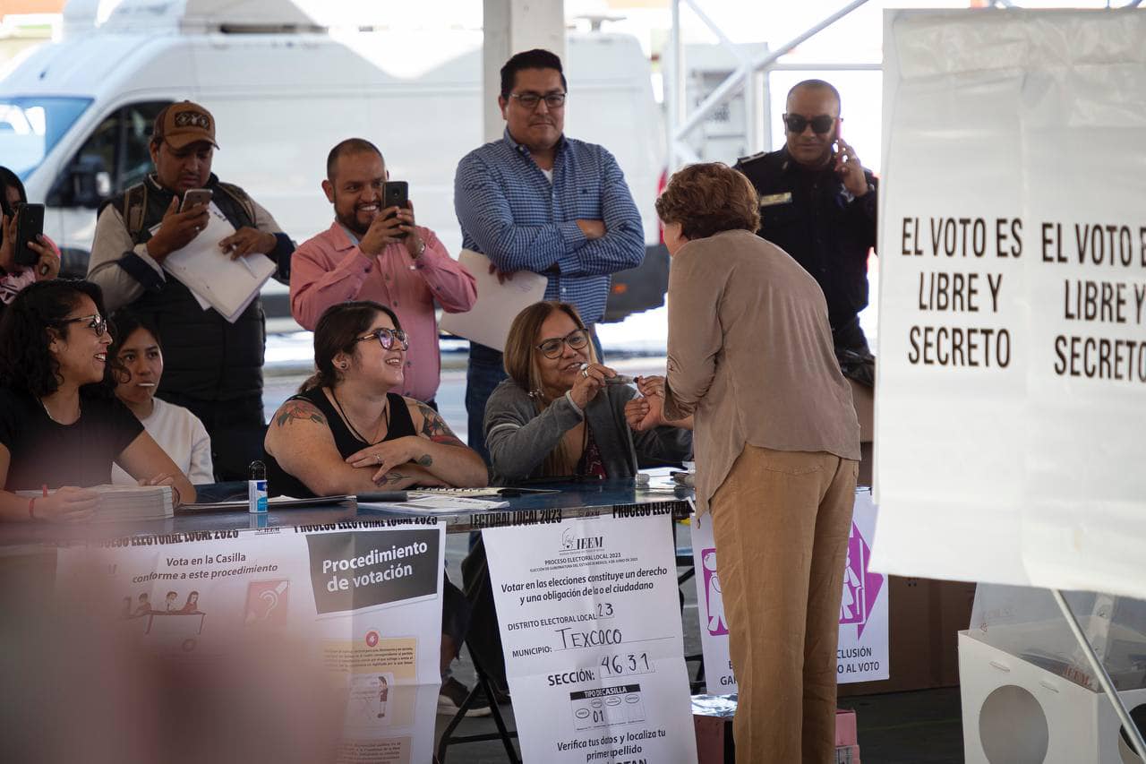 Delfina Gómez emitió su voto en el Estado de México - ProgresoHoy